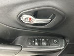 2017 Cherokee Thumbnail 11