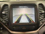 2017 Cherokee Thumbnail 15