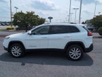 2015 Cherokee Thumbnail 8