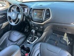 2018 Cherokee Thumbnail 17