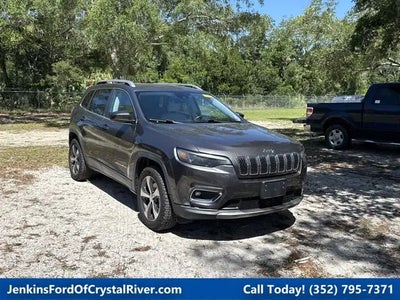 Photo of a 2019 Jeep Cherokee 4X4 High Altitude 4DR SUV for sale