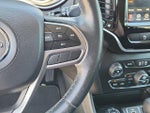 2019 Cherokee Thumbnail 16