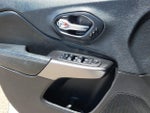 2019 Cherokee Thumbnail 7