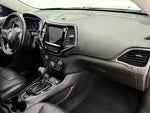 2021 Cherokee Thumbnail 23