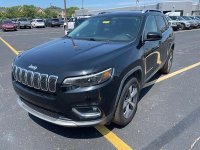 Photo of a 2019 Jeep Cherokee 4X4 High Altitude 4DR SUV for sale