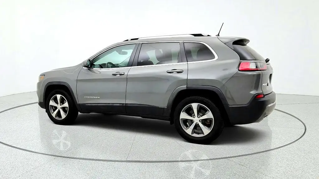 2020 Jeep Cherokee - $15,995