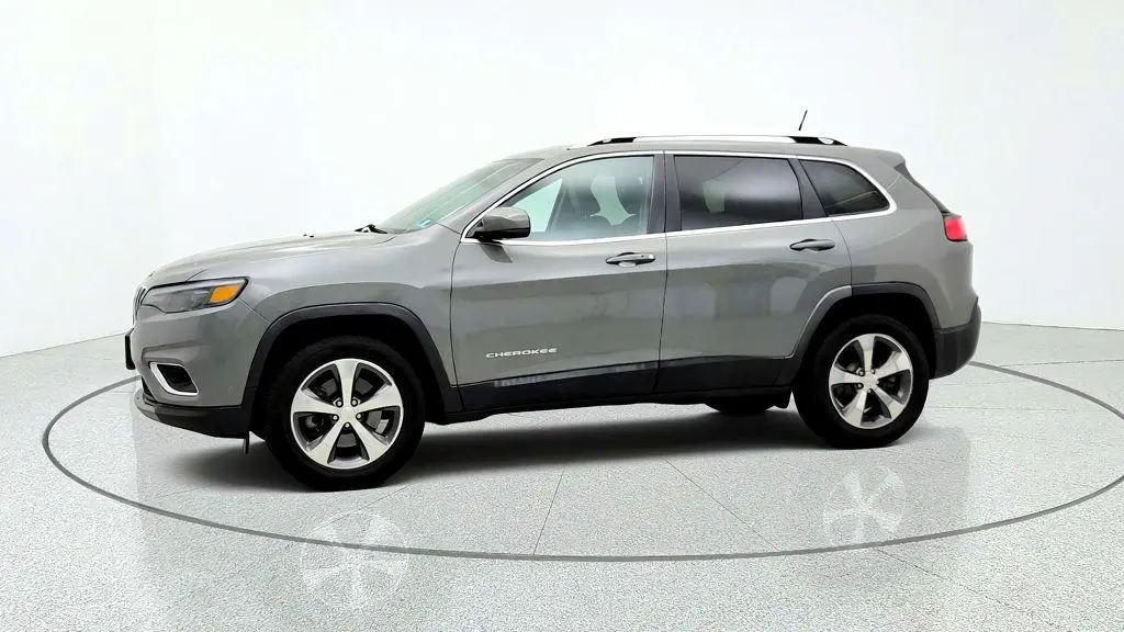 2020 Jeep Cherokee - $15,995