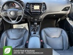 2019 Cherokee Thumbnail 15