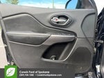 2019 Cherokee Thumbnail 22