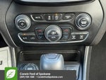 2019 Cherokee Thumbnail 32