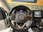 2020 Cherokee Thumbnail 26