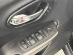 2019 Cherokee Thumbnail 26
