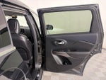 2019 Cherokee Thumbnail 29