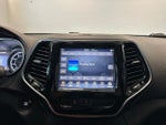 2019 Cherokee Thumbnail 16