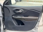 2016 Cherokee Thumbnail 22