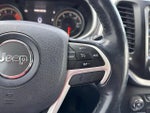 2016 Cherokee Thumbnail 25