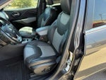 2014 Cherokee Thumbnail 31