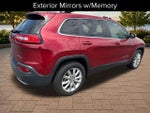 2015 Cherokee Thumbnail 7