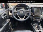 2015 Cherokee Thumbnail 16
