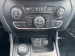 2015 Cherokee Thumbnail 11