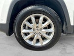 2014 Cherokee Thumbnail 13