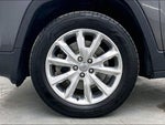 2014 Cherokee Thumbnail 10