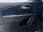 2014 Cherokee Thumbnail 21