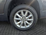 2015 Cherokee Thumbnail 16