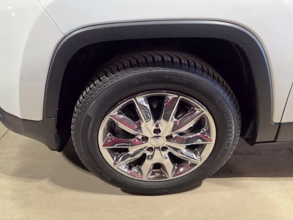 2015 Jeep Cherokee - $13,538