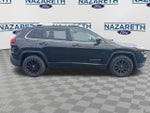 2015 Cherokee Thumbnail 8