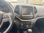 2015 Cherokee Thumbnail 20