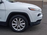 2016 Cherokee Thumbnail 2