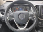 2016 Cherokee Thumbnail 25