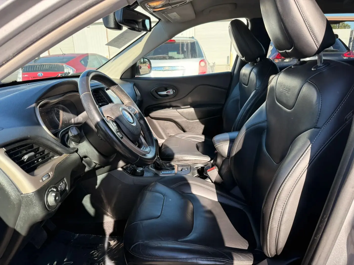 2015 Jeep Cherokee - $9,950