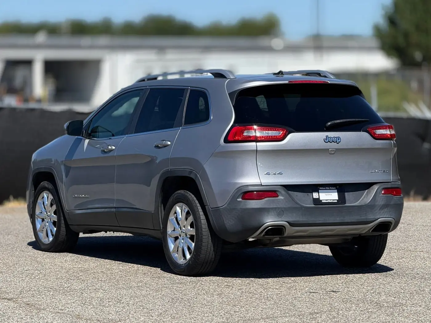 2015 Jeep Cherokee - $9,950