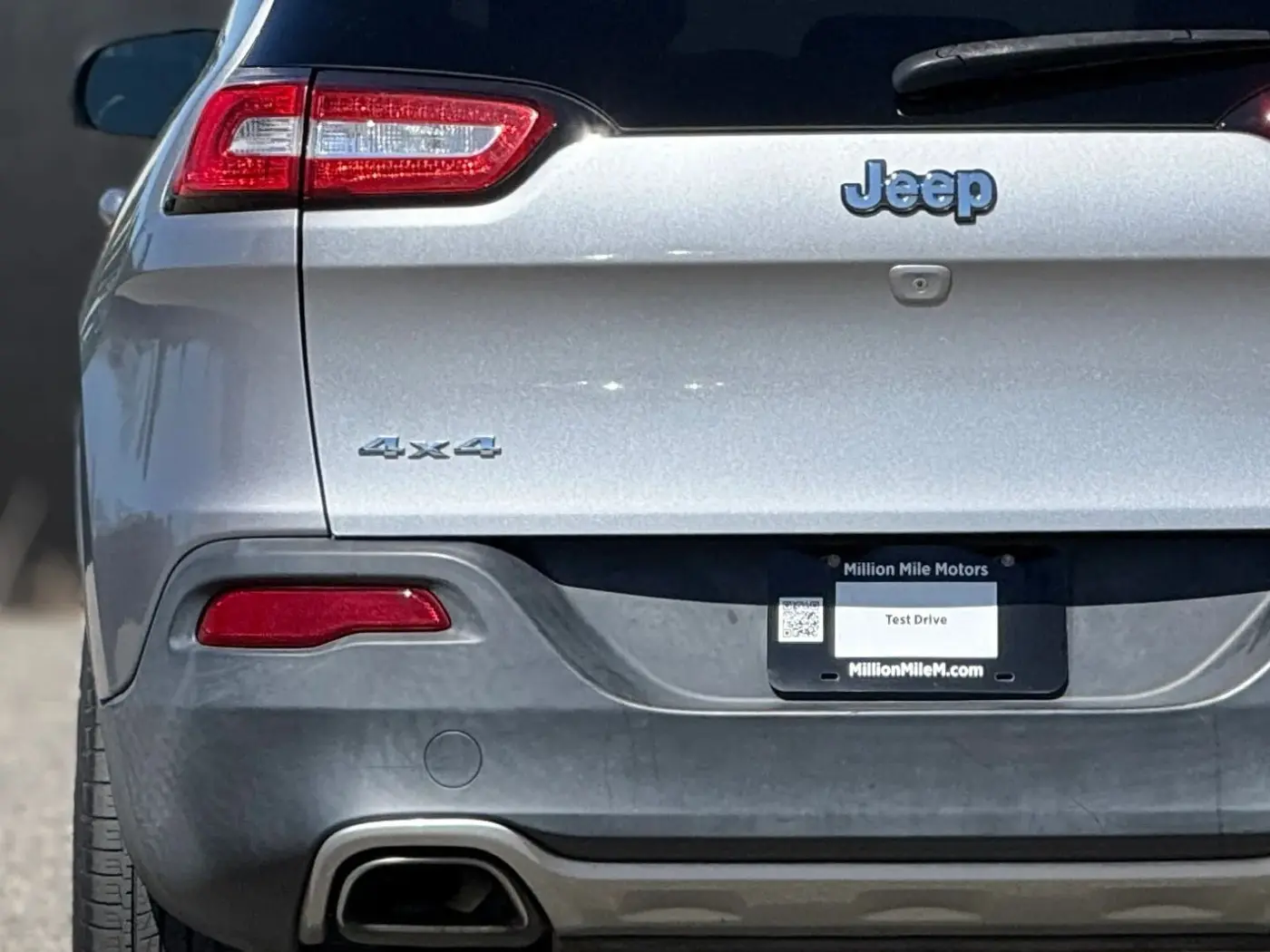 2015 Jeep Cherokee - $9,950