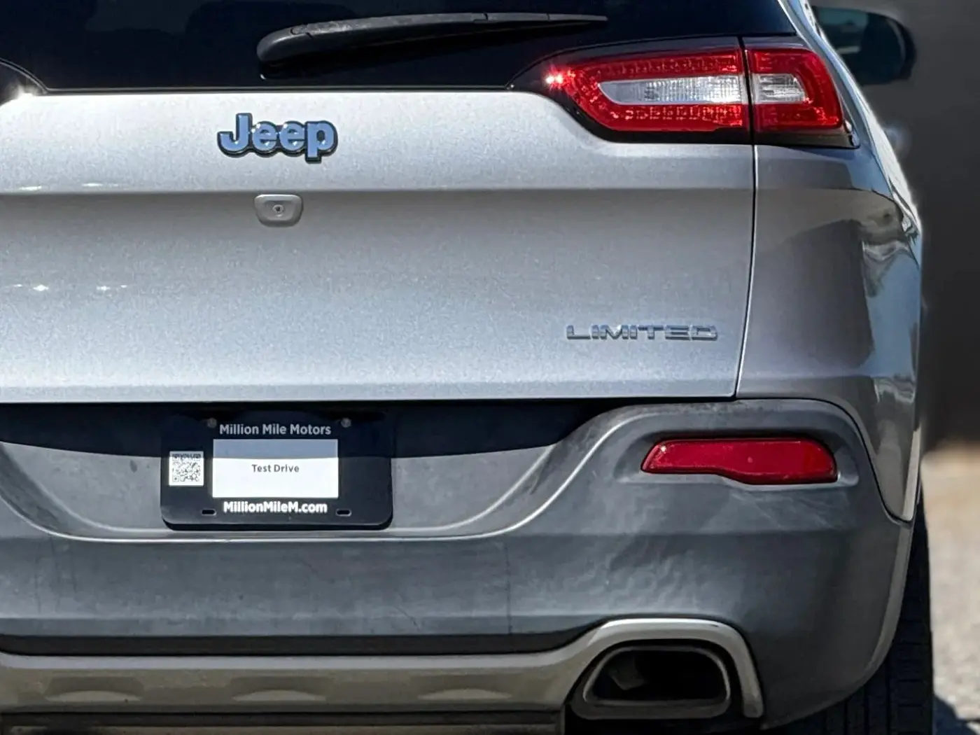 2015 Jeep Cherokee - $9,950