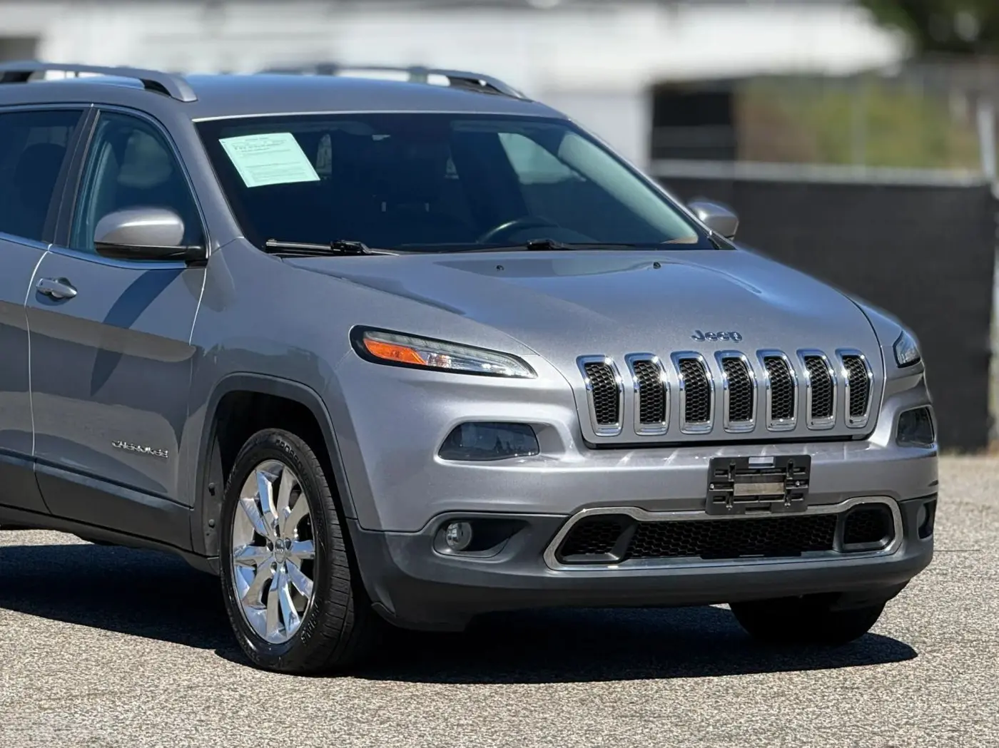 2015 Jeep Cherokee - $9,950