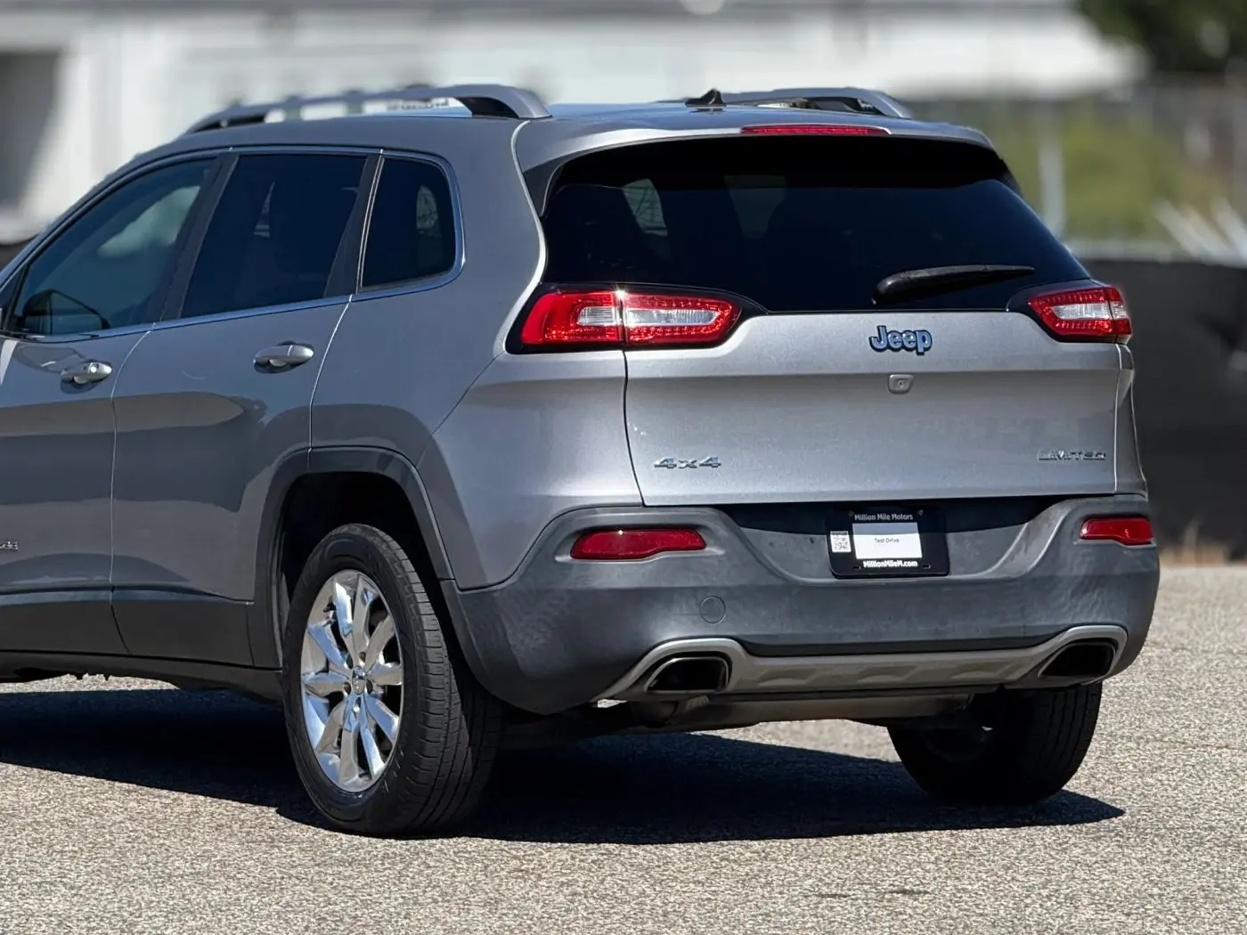 2015 Jeep Cherokee - $9,950