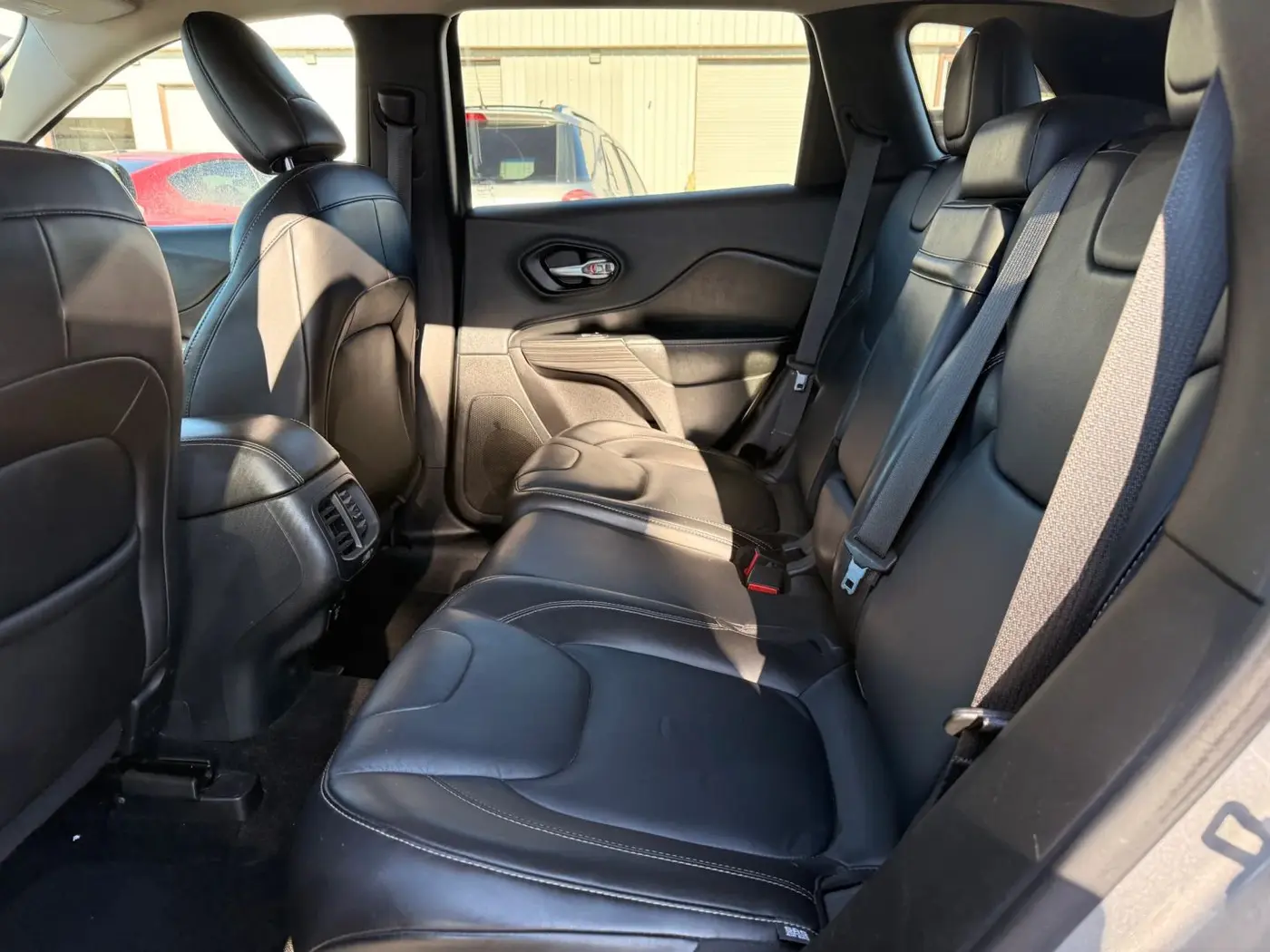 2015 Jeep Cherokee - $9,950