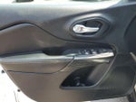 2016 Cherokee Thumbnail 21