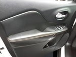 2015 Cherokee Thumbnail 24