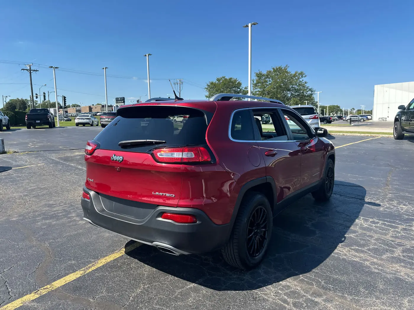 2015 Jeep Cherokee - $6,700