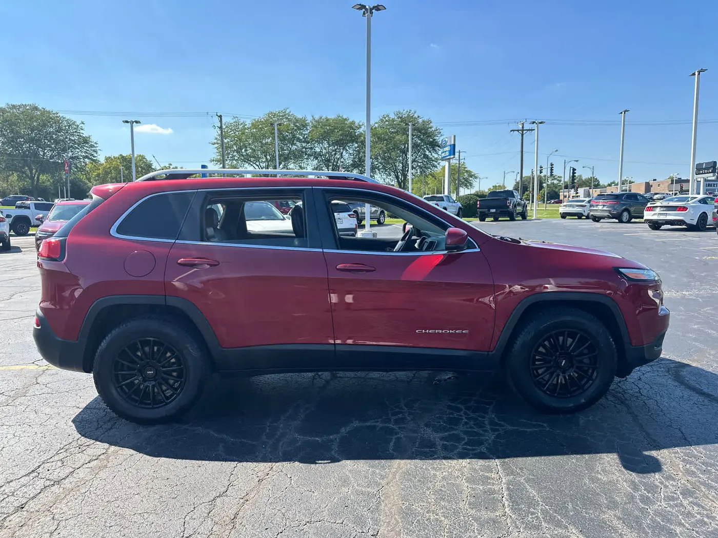 2015 Jeep Cherokee - $6,700