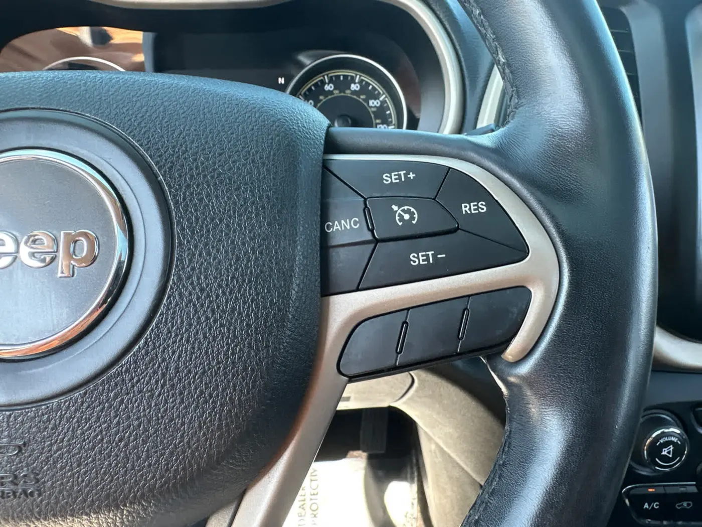 2015 Jeep Cherokee - $6,700