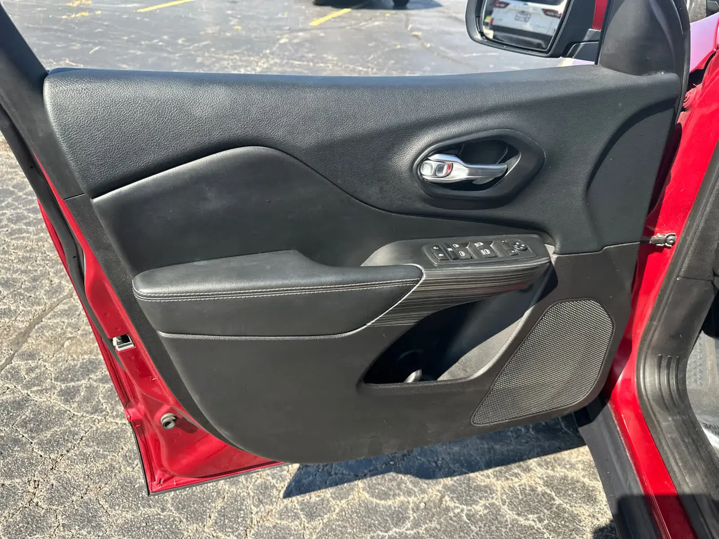 2015 Jeep Cherokee - $6,700