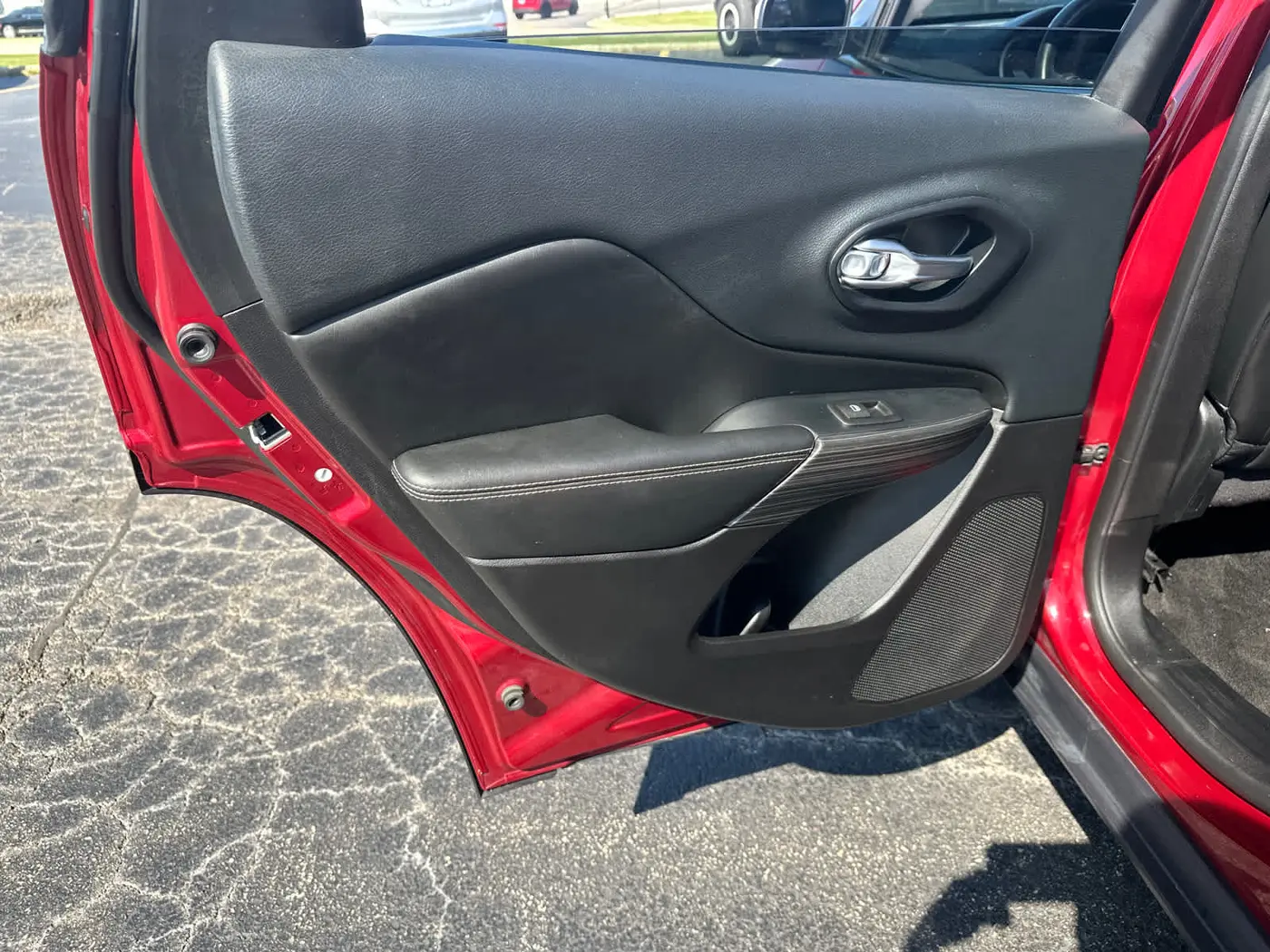 2015 Jeep Cherokee - $6,700