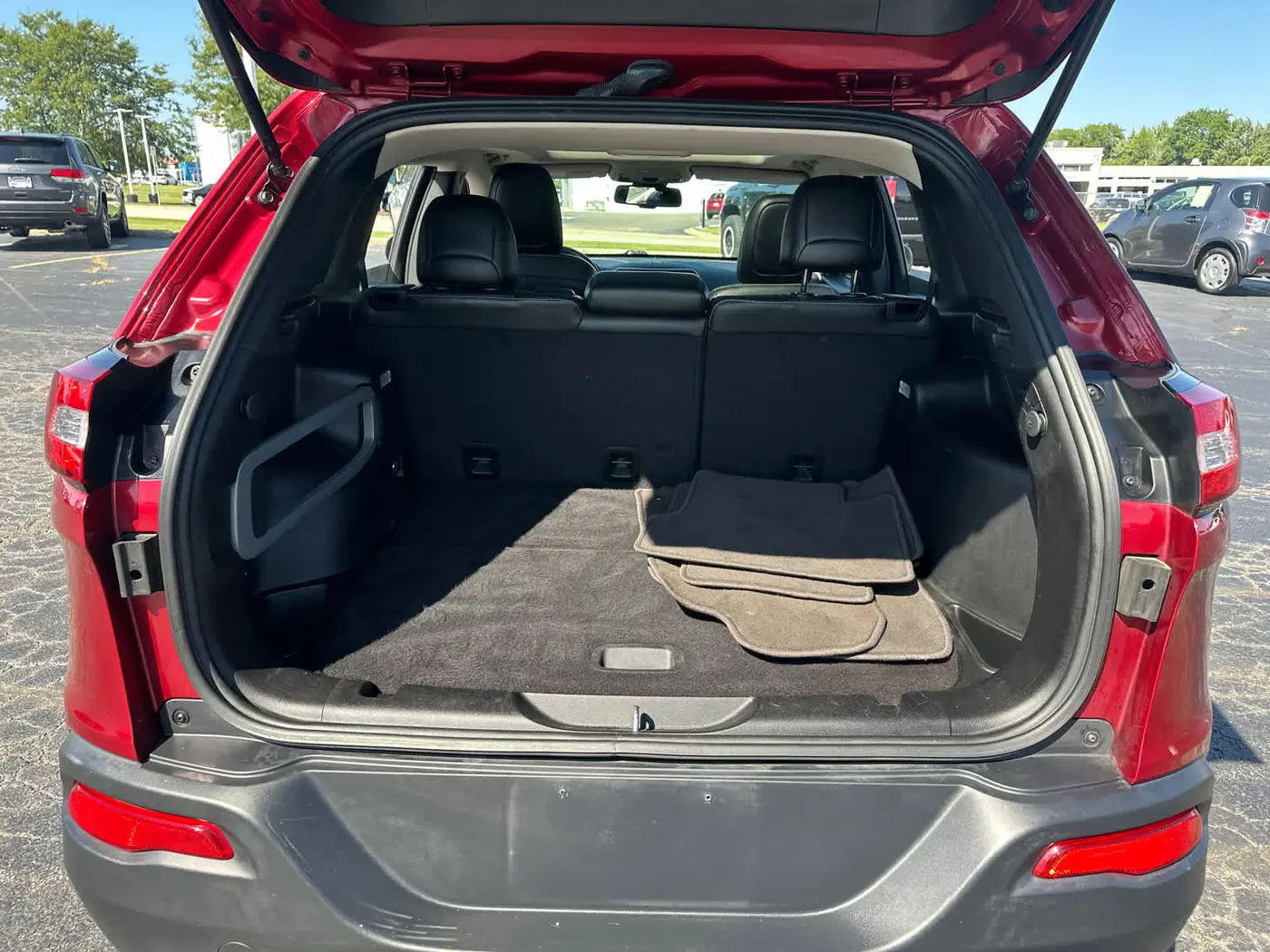 2015 Jeep Cherokee - $6,700