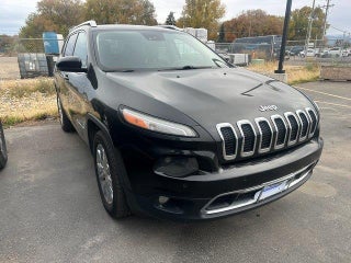 2016 Jeep Cherokee with Brilliant Black Crystal Pearlcoat Exterior