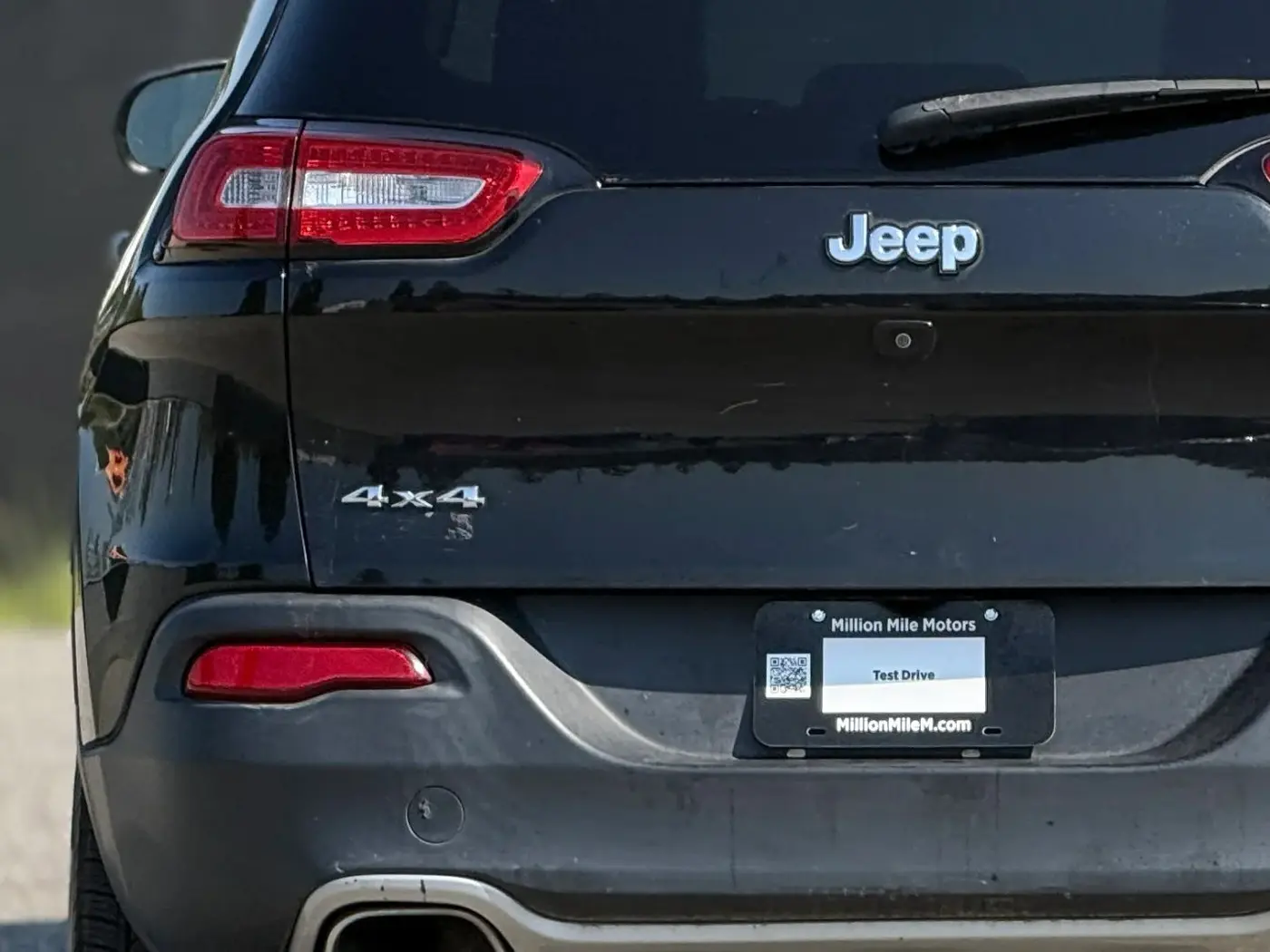 2015 Jeep Cherokee - $10,950